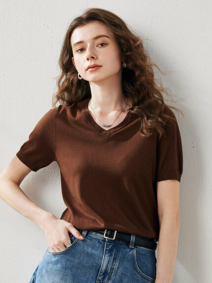 Women's V-Neck Ribbed Knit T-Shirt